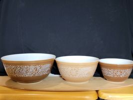 3 Pyrex Bowls Woodland: 3 Nesting Mixing Bowls #401, #402 and #403 - £38.69 GBP