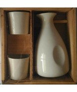 Sake Wine Set - $475.98 MXN