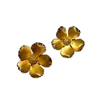 Giovanni Flower Earrings Clip Ons Gold Tone - £18.71 GBP