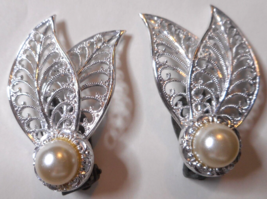 Vtg Marked Germany Faux Pearl Filigree Clip Earrings Silver Tone Double Leaves - £17.91 GBP