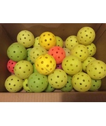 32 USED PICKLEBALLS - FREE SHIPPING - ACTUAL BALLS BEING SHIPPED  - €16,11 EUR