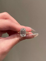 Lab Grown Emerald Cut 1 to 5 Ct E VS1 Solitaire Diamond Engagement Ring ... - €607,03 EUR+