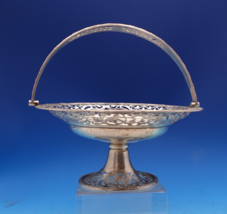 Walker and Hall English Sterling Silver Fruit Basket Swing Handle #51078... - €1.542,29 EUR Walker and Hall English Sterling Silver Fruit Basket Swing Handle #51078... - €1.542,29 EUR