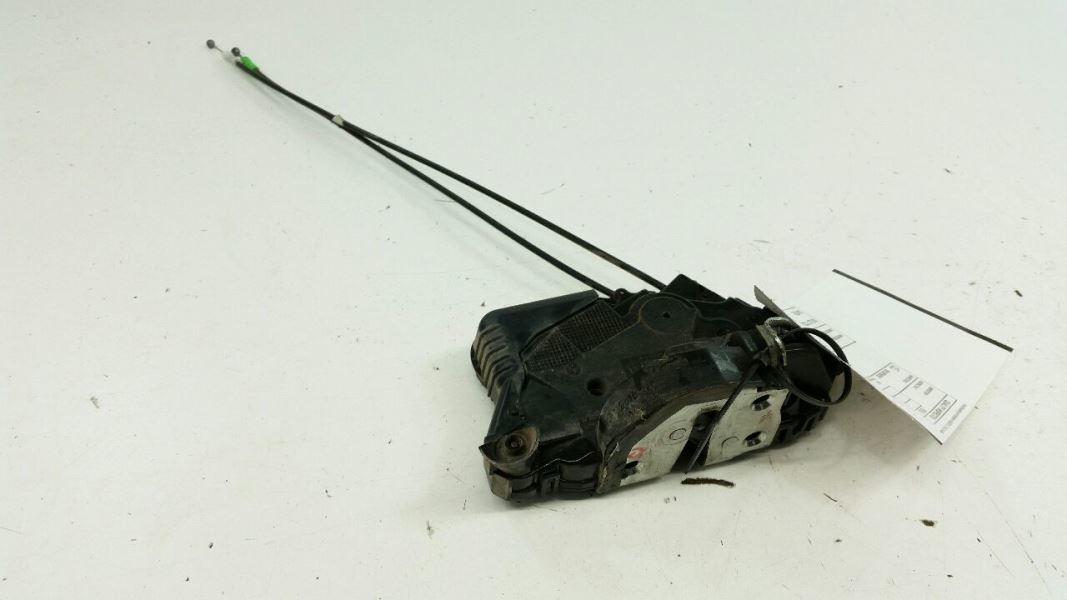 2008 Toyota Prius Door Latch Lock Right Passenger Front 2005 2006 2007 - $49.79