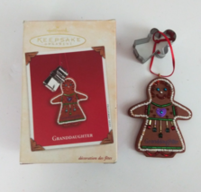 2003 Hallmark Keepsake Ornament Grandaughter Gingerbread Girl With Cooki... - $92.74 MXN