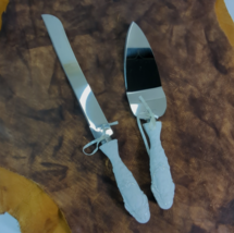 Precious Moments Wedding Knife &amp; Server Set "To Have And To Hold" New Op... - $19.99