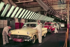 1954 – Ford Dearborn Assembly Plant Final Line | POSTER 24 X 36 INCH - £16.43 GBP