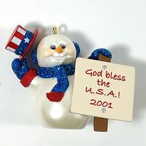 Hallmark Christmas Ornament Snowman God Bless the U.S.A. 2001 Ed Seale - £7.96 GBP