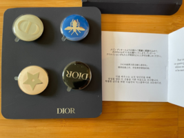 NEW Christian Dior Pin badge Set of 4 Brooch Pins Novelty Logo Bee Star - €77,13 EUR