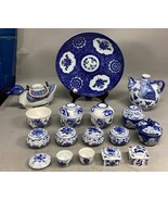 Set Of 16 Blue White Chinese And Japanese Porcelain - €42,37 EUR