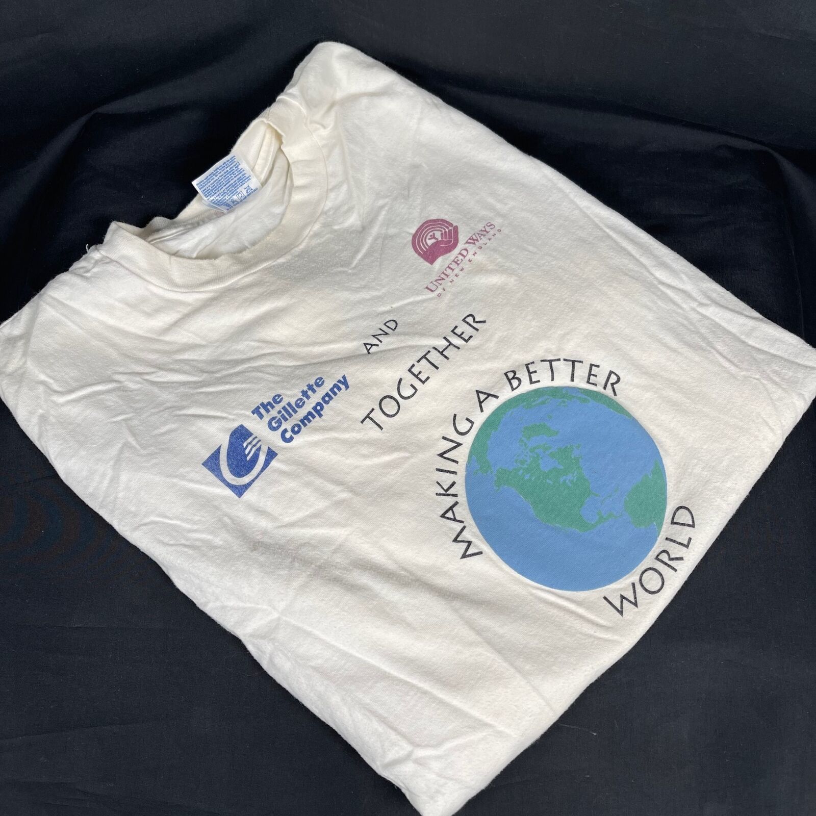 Making A Better World Gillette Co United Ways New England Men&#39;s Large T-... - $21.77