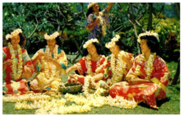Rainbow hued Hawaiian buds strung into fragrant leis Hawaii Postcard - £7.12 GBP