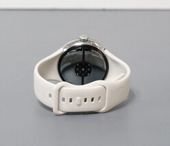 Google Pixel Watch 3 45mm LTE Watch - Polished Silver Porcelain Band image 4