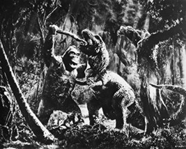 King Kong Battling Tyrannosaurus Rex Dinosaur In Jungle 16X20 Canvas Giclee - £55.93 GBP
