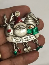 AJMC-Signed &quot;Friends Are The Best Presents&quot; Christmas PIN/BROOCH - £15.18 GBP