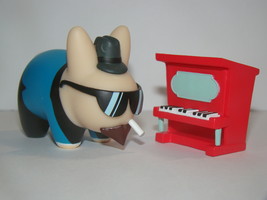 Kidrobot BAND CAMP 3000 Collectible Vinyl LABBITS Series - Stumpy Lawler - $10.00