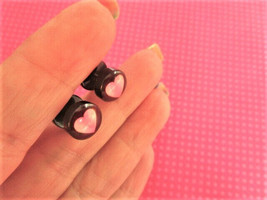 Pink heart black fake plugs - £9.39 GBP