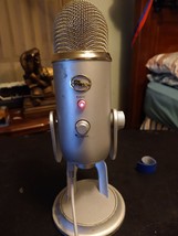 Blue A00132 Yeti Silver Pivoting Microphone - USB Tested And Working No Cable - £47.47 GBP