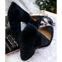 Vince Camuto Blue/Black Floral Brocade Tapestry Block Heels Black/Blue S... - $25.65