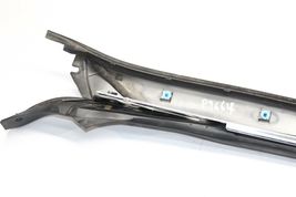 2003-07 INFINITI G35 COUPE RIGHT PASSENGER EXTERIOR DOOR A PILLAR MOLDING P9664 image 6