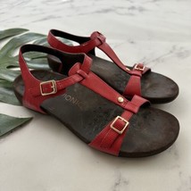 Vionic Womens Isla Sandals Size 9 Red Black Textured Leather Comfort Flat - $19.79