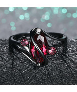 Vintage 14KT Black Gold Red Leaf Crystal Ring - $15.00
