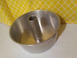 Montgomery Ward Supreme Quality bundt pan - £14.93 GBP