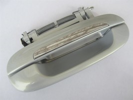 OEM Cadillac CTS DTS Passenger Right RH Side Rear Back Door Outside Handle 567Q - £16.07 GBP