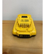 DeWalt DCB203 Battery - Yellow - $447.43 MXN