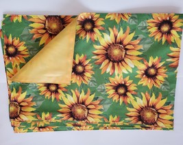 Sunflower Placemats, set of 4, Polyester Yellow Green Reversible Machine Wash image 2