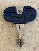 OEM PACHISLO SLOT MACHINE DOOR KEY for Aruze / Electocoin, etc. # 98245 - $731.88 MXN