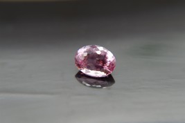 Vivid Pink Sapphire - Oval - 1.50 ct - COR certified - £690.94 GBP