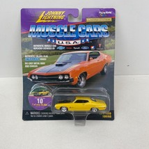 Johnny Lightning Muscle Cars U.S.A. Yellow 1970 Ford Torino 1/64 Scale NEW - $8.56