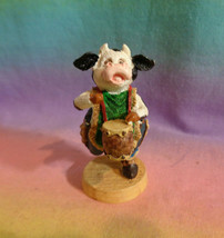 Russ Berrie Miniature Resin Cow Figurine w/ Drum Farmhouse Country Ranch Decor - £7.93 GBP