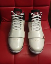 Under Armour UA Micro G White/Black/Red 1227169-100 Men&#39;s Size 14 - $79.20