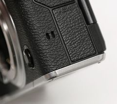 Fujifilm X-T4 26.1MP Mirrorless Digital Camera - Silver (Body Only) image 5