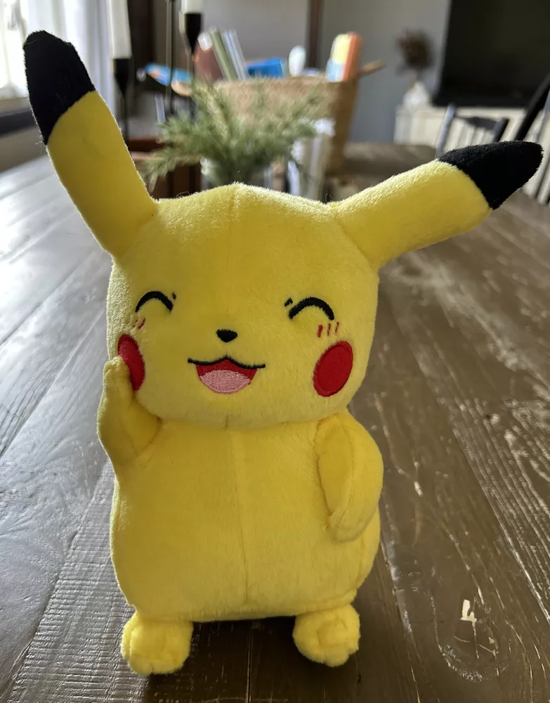 New NWOT Pokémon Blushing Laughing PIKACHU 9&quot;&quot; Stuffed Plush Toy TOMY 2017 - £15.63 GBP