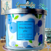 Bath &amp; Body Works Blueberry pie 3 Wick Candle 2022 - $488.37 MXN