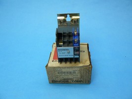 Cutler Hammer D40RBA Reed Relay Base 120 VDC Coil New - €25,75 EUR