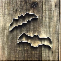 Set of 2 Flying Bats Metal Cookie Cutters #NAWK51 - £2.45 GBP