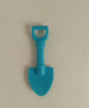 2004 Milton Bradley Buckaroo! Replacement Parts Plastic Shovel Blue - $2.96