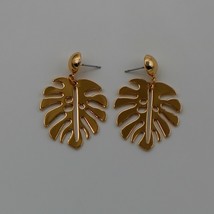 Leaf Earrings New Fashion Drop Stud Trendy Jewelry Dangle Ear Rings Gold Hollow  - £7.88 GBP