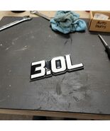 Stylish 3D Metal Car Emblem - Universal Compatibility for Cars &amp; Trucks - $315.36 MXN