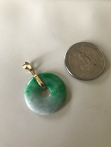 Beautiful light green jade and gold circle pendant. - £153.03 GBP