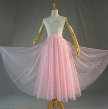 Pink Long Plaid Skirt Outfit Women Custom Plus Size Pink Tulle Skirt image 4
