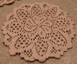 Vintage Doilies Round Flower 7 inch Matching Set of 4 Light Brown Scallo... - $8.86