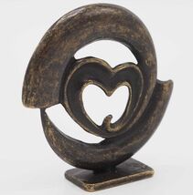 Inner Heart – Bronze Sculpture. 10x3x10cm - 0.5Kg-
show original title

... - $134.74