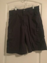 Wrangler Men&#39;s Gray Casual Shorts Zip &amp; Button Pockets Size 34 - $44.55