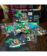 Ray the Castaway Lego 40566 open box not packages plus instructions - $476.86 MXN