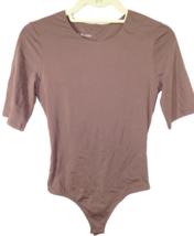 Everlane Women&#39;s M Crew Neck Brown Short Sleeve Supima Cotton Thong Bodysuit - £31.38 GBP
